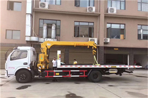 江达附近汽车轮胎更换