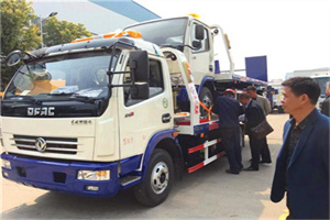 江达汽车道路救援拖车价格